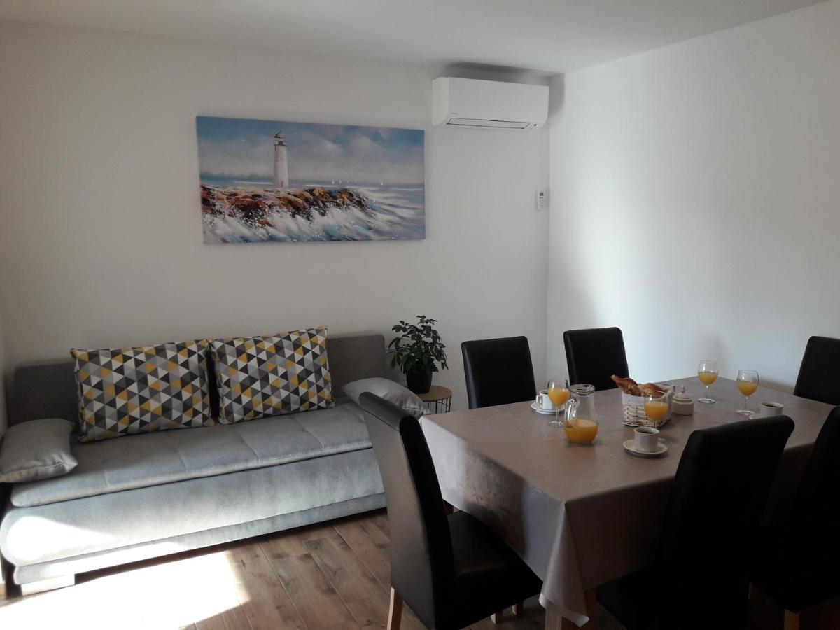 Apartments Gracia & Toni Трогир Экстерьер фото