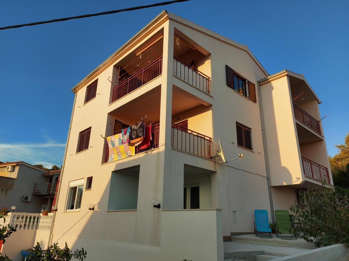 Apartments Gracia & Toni Трогир Экстерьер фото