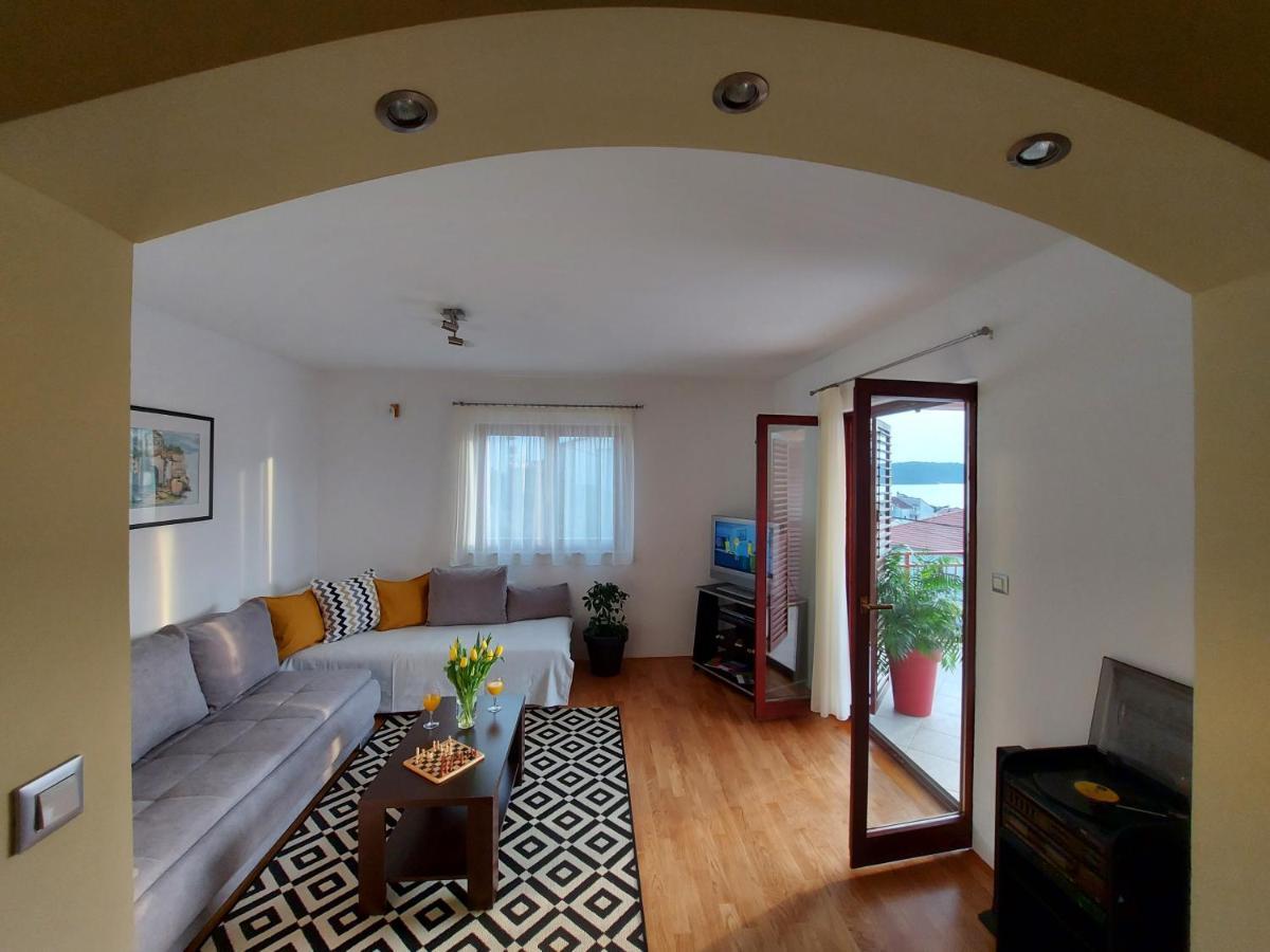 Apartments Gracia & Toni Трогир Экстерьер фото